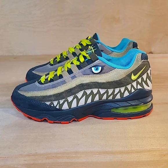 Nike Air Max 95 Monster Sneakers - Picture 5 of 10